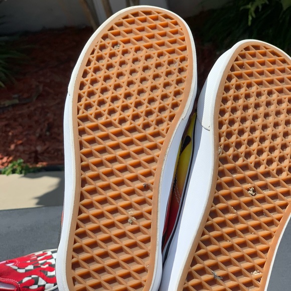 Vans - Picture 3 of 3